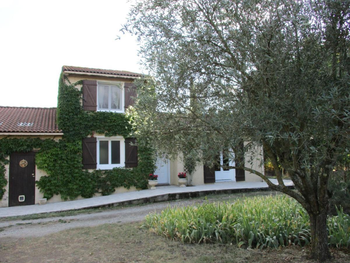 La Madeleine Bed & Breakfast Pezens Bagian luar foto