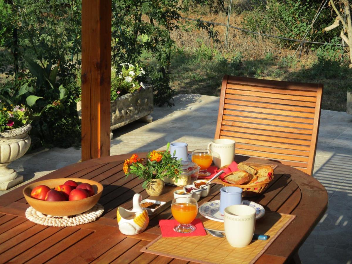 La Madeleine Bed & Breakfast Pezens Bagian luar foto
